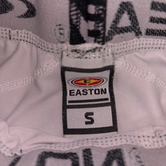 Sliding Shorts - Picture 3 of 3